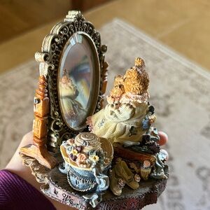 Boyds Bears & Friends Limited Edition figurine